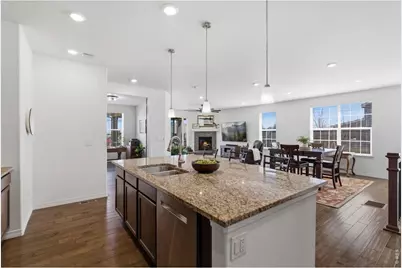 2374 Spotswood St, Longmont, CO 80504 - Photo 16