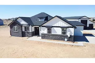16505 Fairbanks Ct N, Platteville, CO 80651 - Photo 2