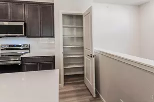 1811 Bounty Dr, Windsor, CO 80550 - Photo 18