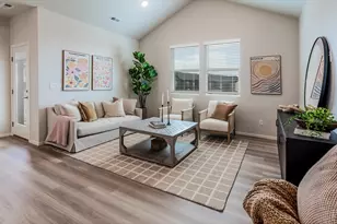1811 Bounty Dr, Windsor, CO 80550 - Photo 2