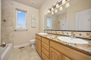4251 Malibu Dr, Berthoud, CO 80513 - Photo 28