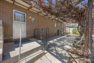 1542 Collyer St, Longmont, CO 80501 - Photo 6