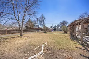 1542 Collyer St, Longmont, CO 80501 - Photo 4