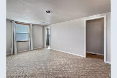 525 Cleveland St, Sterling, CO 80751 - Photo 8