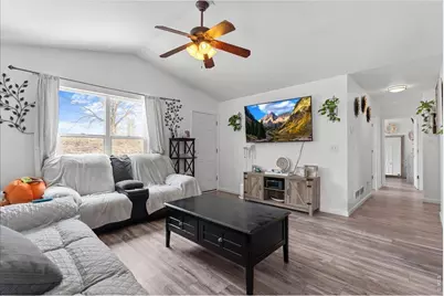 832 Thornhill Pl, Fort Collins, CO 80524 - Photo 12