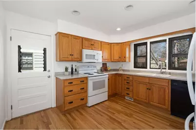 127 E Harvard St, Fort Collins, CO 80525 - Photo 6