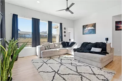 4274 Martinson Dr, Loveland, CO 80537 - Photo 12