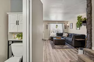 1811 S Quebec Way, Denver, CO 80231 - Photo 8