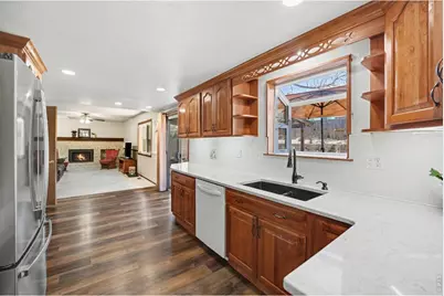 5539 E Briarwood Cir, Centennial, CO 80122 - Photo 10