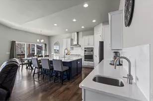 295 Redmond Dr, Windsor, CO 80550 - Photo 14