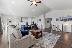 295 Redmond Dr, Windsor, CO 80550 - Photo 10