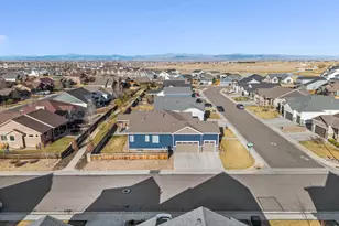 295 Redmond Dr, Windsor, CO 80550 - Photo 38