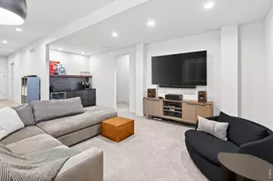 5613 Four Leaf Dr, Longmont, CO 80503 - Photo 30