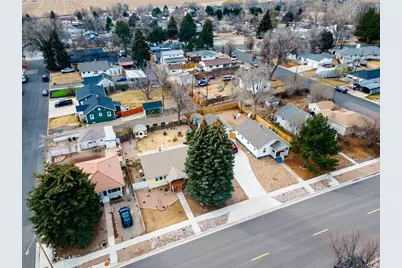 904 Charlotte St, Johnstown, CO 80534 - Photo 2