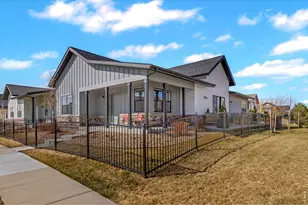 751 Campfire Dr, Fort Collins, CO 80524 - Photo 2