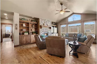 10723 Buckhorn Ridge Way, Loveland, CO 80538 - Photo 8