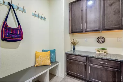 2414 Spotswood St, Longmont, CO 80504 - Photo 24