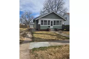 518 Lake St, Fort Morgan, CO 80701 - Photo 2