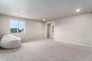 6637 6th St, Greeley, CO 80634 - Photo 12