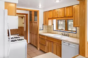 1631 High Dr, Estes Park, CO 80517 - Photo 14