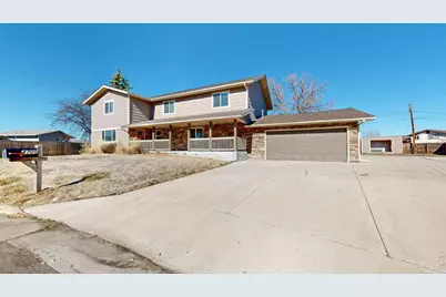 4705 Holly Ct, Loveland, CO 80538 - Photo 2