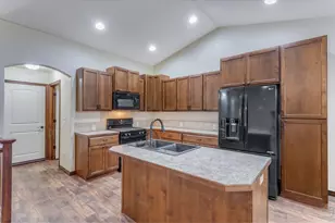 1631 Alpine Ave, Berthoud, CO 80513 - Photo 14