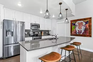 2727 Iowa Dr, Fort Collins, CO 80525 - Photo 2