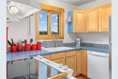 1810 Moss Rock Dr, Estes Park, CO 80517 - Photo 6