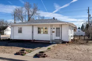 302 S McKinley Ave, Fort Lupton, CO 80621 - Photo 2