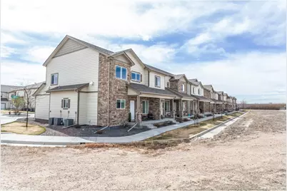 1726 Westward Cir #1, Eaton, CO 80615 - Photo 2