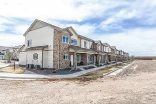 1726 Westward Cir, Eaton, CO 80615 - Photo 2