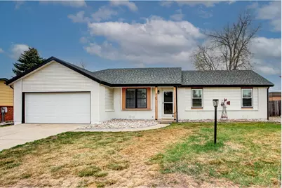 926 White Elm Dr, Loveland, CO 80538 - Photo 2