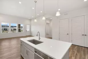 2905 Fleet Dr, Fort Collins, CO 80524 - Photo 8