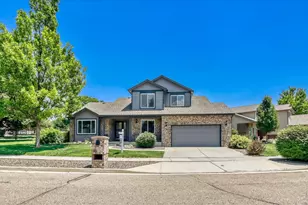 3232 Mariner Ln, Longmont, CO 80503 - Photo 2