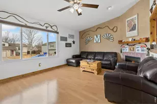 110 N 48th Ave Ct, Greeley, CO 80634 - Photo 22