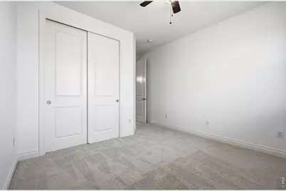 9165 Kornbrust Dr, Lone Tree, CO 80124 - Photo 34