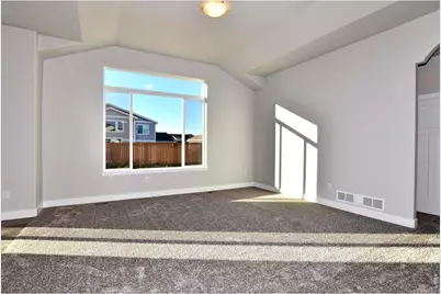 1196 Crown Sparrow St, Johnstown, CO 80534 - Photo 4