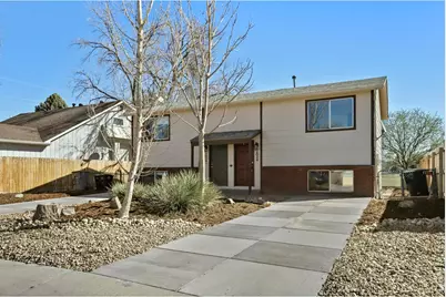 2024 Lincoln St, Longmont, CO 80501 - Photo 1