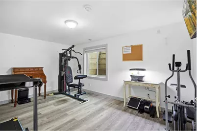 861 W 44th St, Loveland, CO 80538 - Photo 30