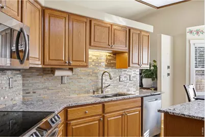 861 W 44th St, Loveland, CO 80538 - Photo 16