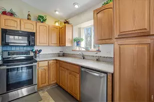 5930 Meadow Creek Ln, Loveland, CO 80538 - Photo 10