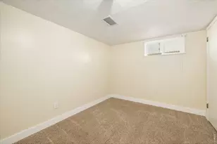 406 Sunnyside Ln, Longmont, CO 80504 - Photo 20