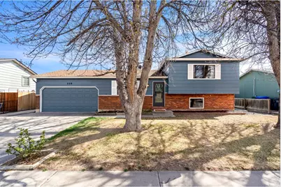 228 Blossom Dr, Loveland, CO 80537 - Photo 2
