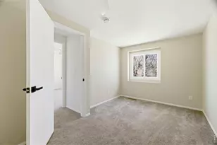 1713 Effingham St, Fort Collins, CO 80526 - Photo 24