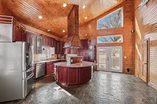 2048 Fairway Ln, Greeley, CO 80634 - Photo 10