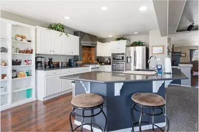 3627 Maplewood Ln, Johnstown, CO 80534 - Photo 4