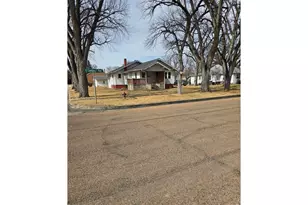 440 S Campbell Ave, Holyoke, CO 80734 - Photo 1