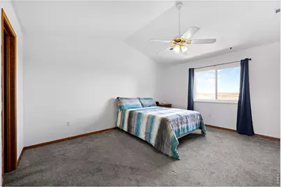 2105 Kiersi Ct, Johnstown, CO 80534 - Photo 32