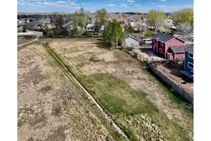 2105 Kiersi Ct, Johnstown, CO 80534 - Photo 2