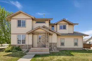 2104 18th Ave, Longmont, CO 80501 - Photo 2